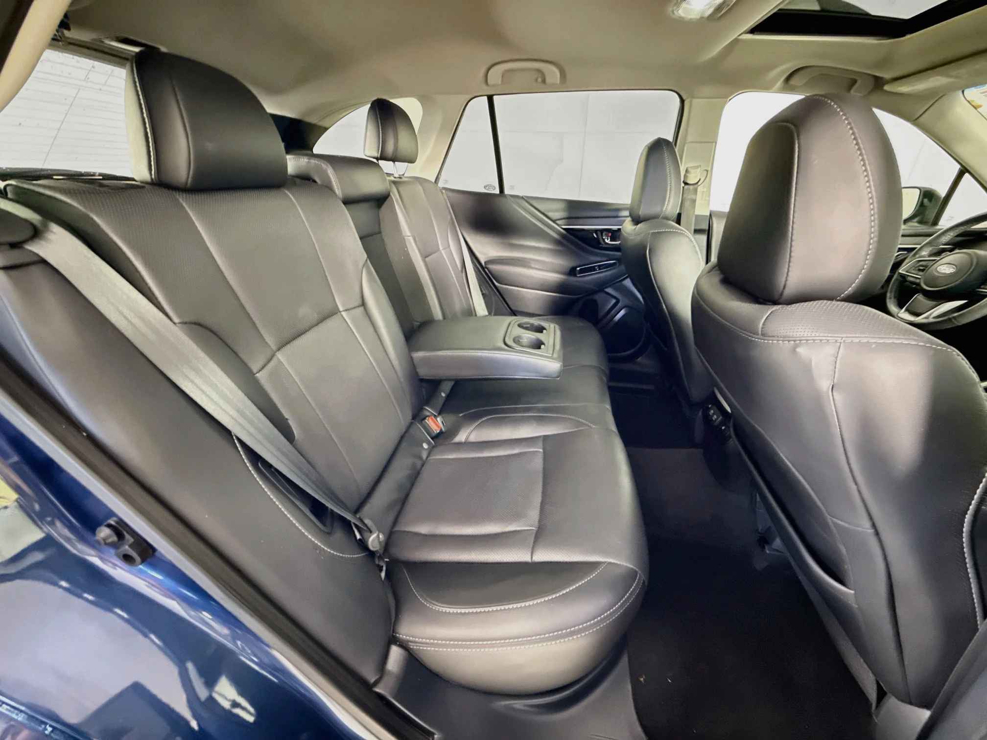 Used 2020 Abyss Blue Pearl Subaru Limited image 29