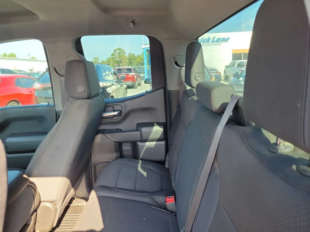 Used 2020 Northsky Blue Metallic Chevrolet WT image 17
