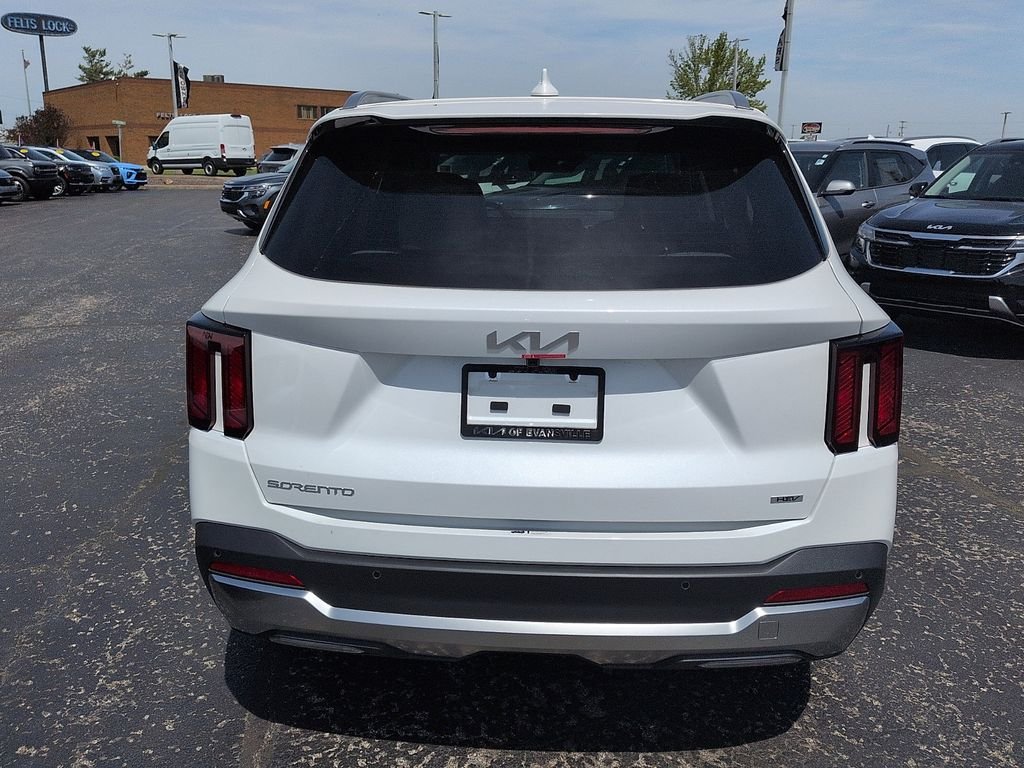 New 2026 Snow White Pearl Kia EX image 6