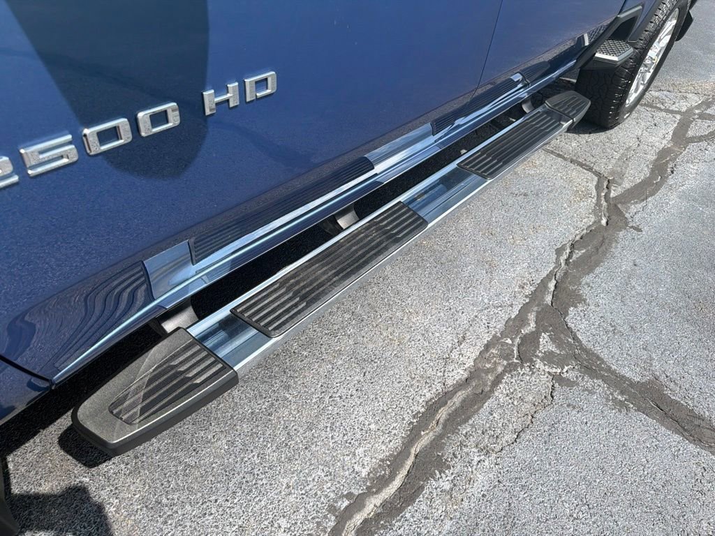 Used 2025 Lakeshore Blue Metallic Chevrolet LTZ image 44