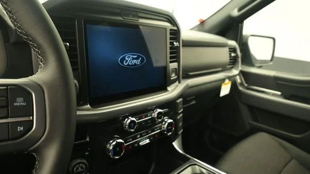 New 2026 Iconic Silver Metallic Ford XLT image 17