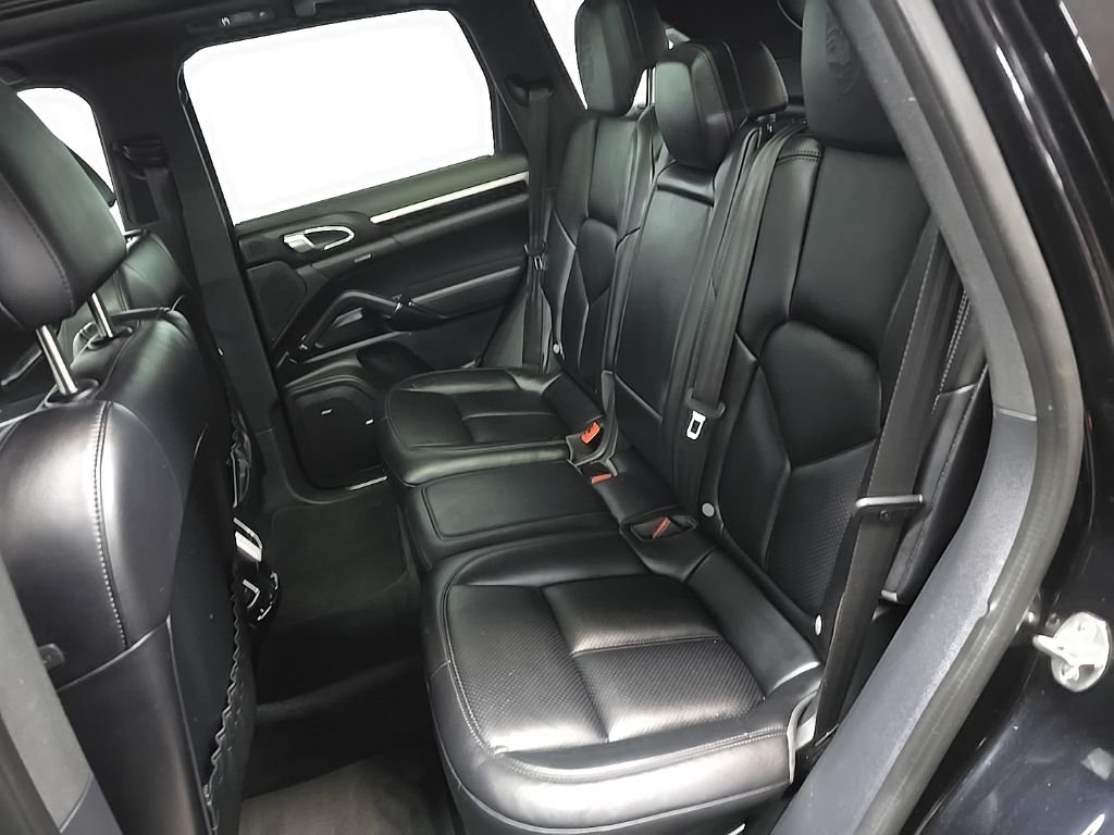 Used 2017 Black Porsche Base image 34