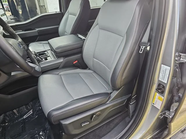 Used 2025 Silver Ford Lariat image 15