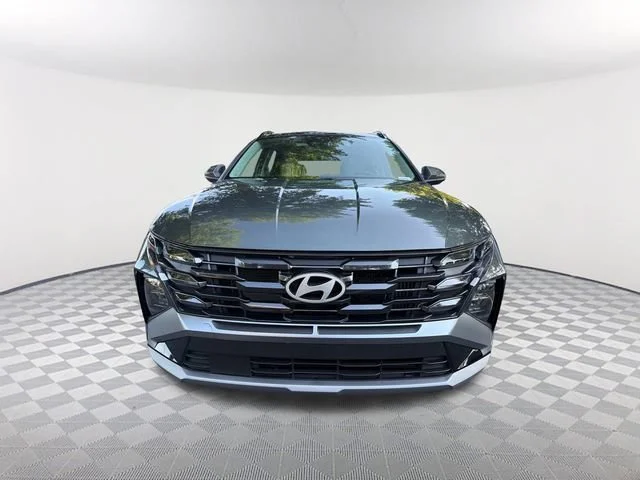 Used 2025 Gray Hyundai SEL Convenience image 2