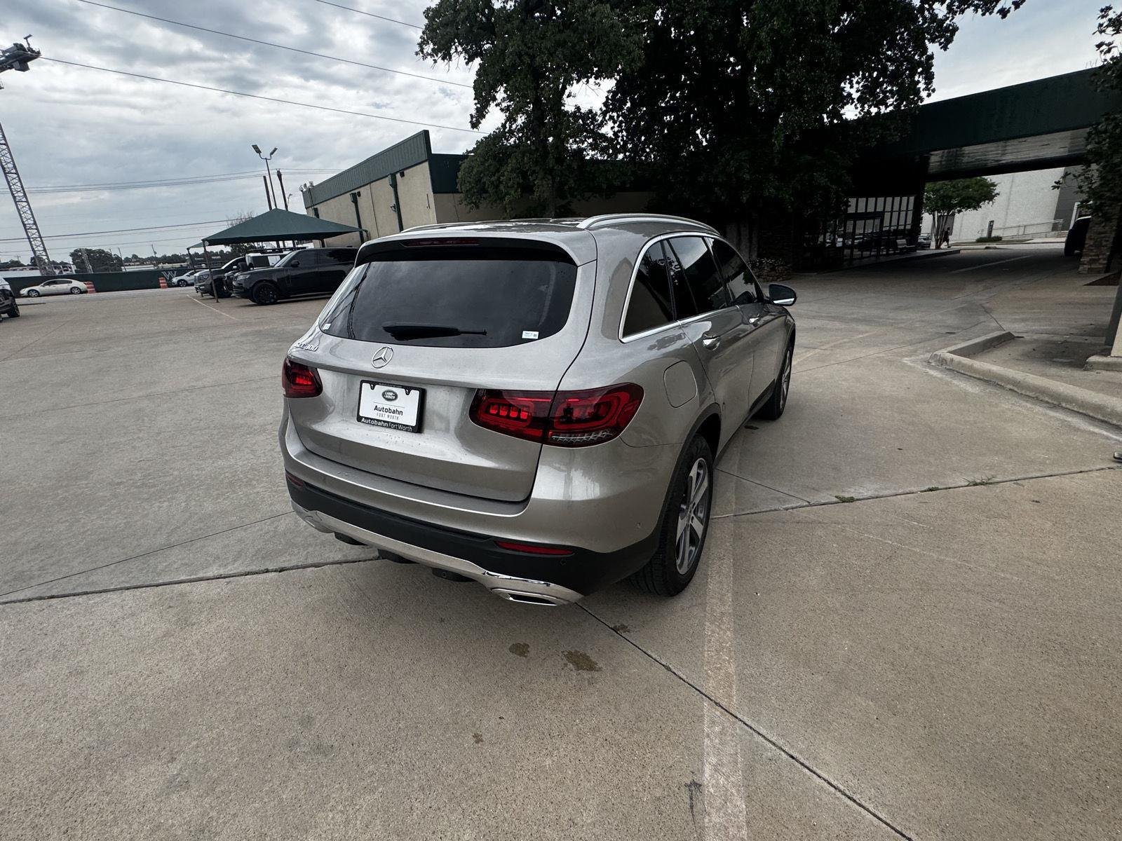 Used 2020 Mojave Silver Metallic Mercedes-Benz GLC 300 SUV image 7