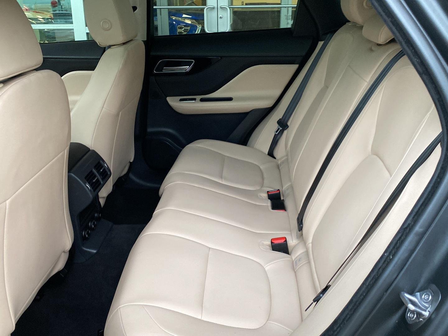 Used 2020 Portofino Blue Metallic Jaguar 25t Premium image 20