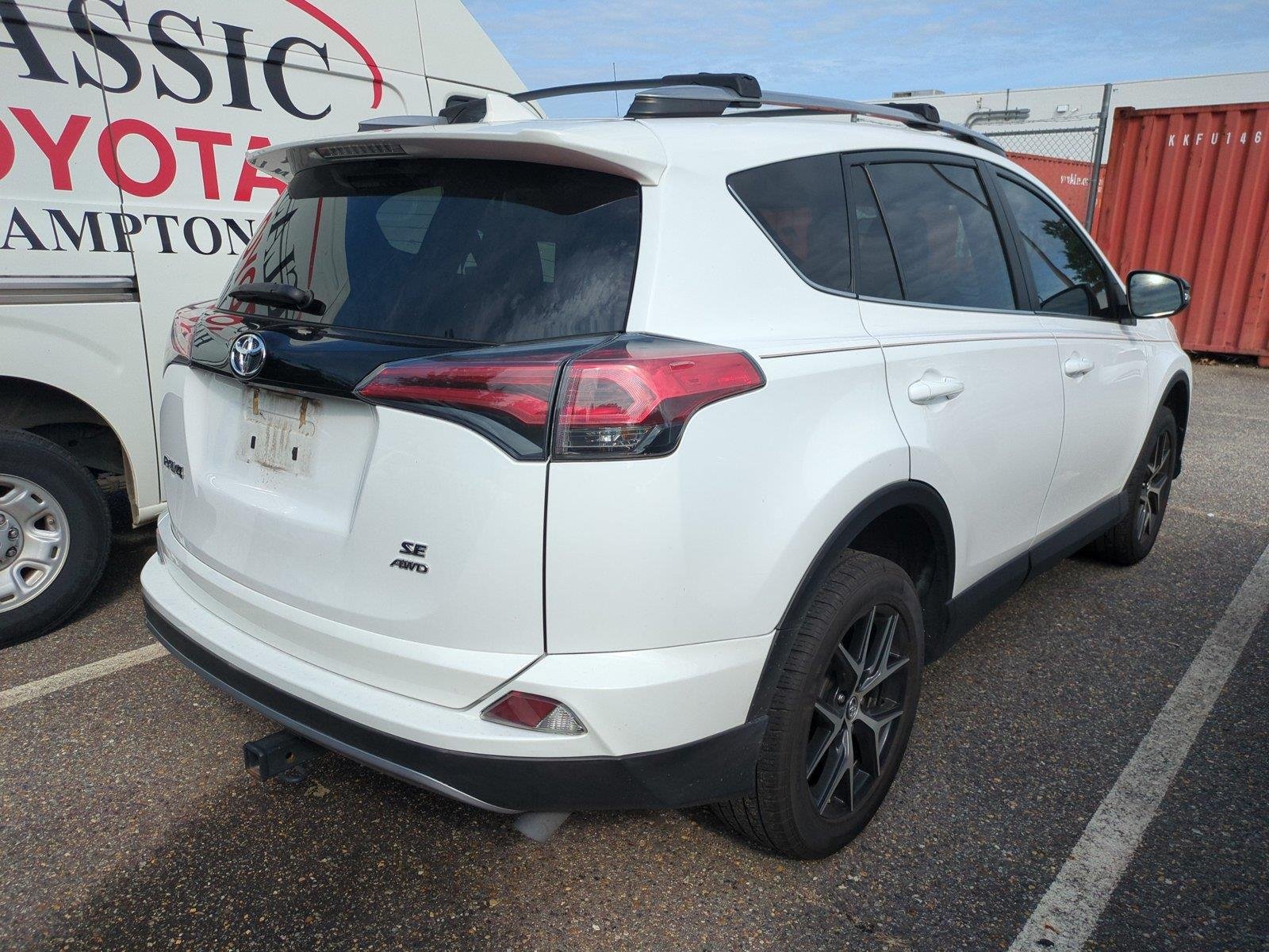 Used 2017 Super White Toyota SE image 3