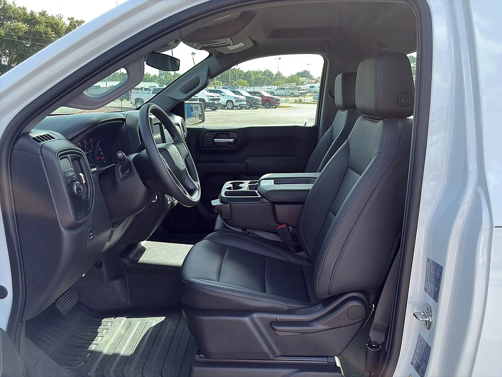 Used 2025 Summit White Chevrolet  image 14