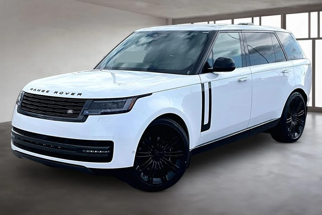 2026 Land Rover Range Rover 4.4 SE LWB 7's photo