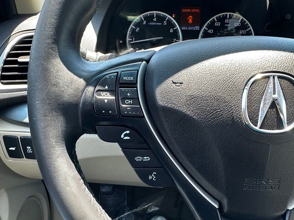 Used 2018  Acura Technology Package image 32