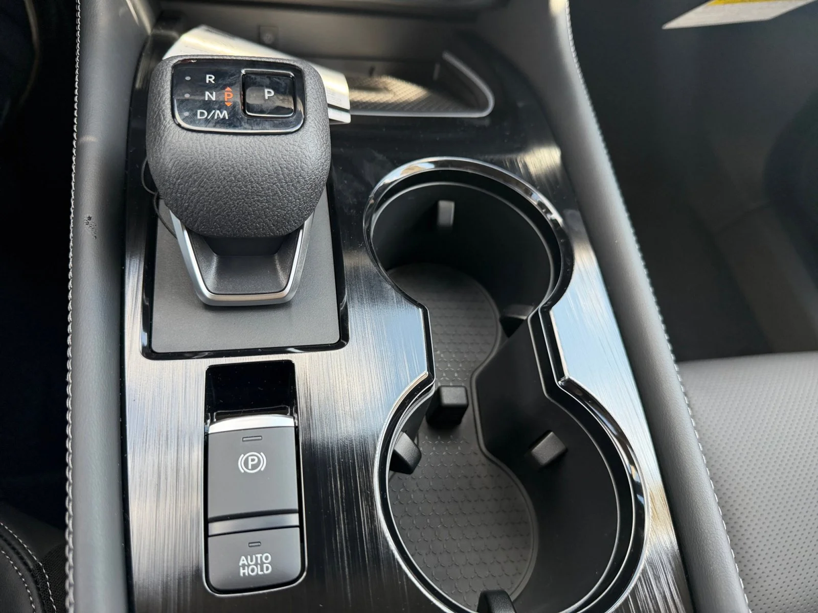 New 2026 Everest White Pearl/Super Black Nissan Platinum image 26