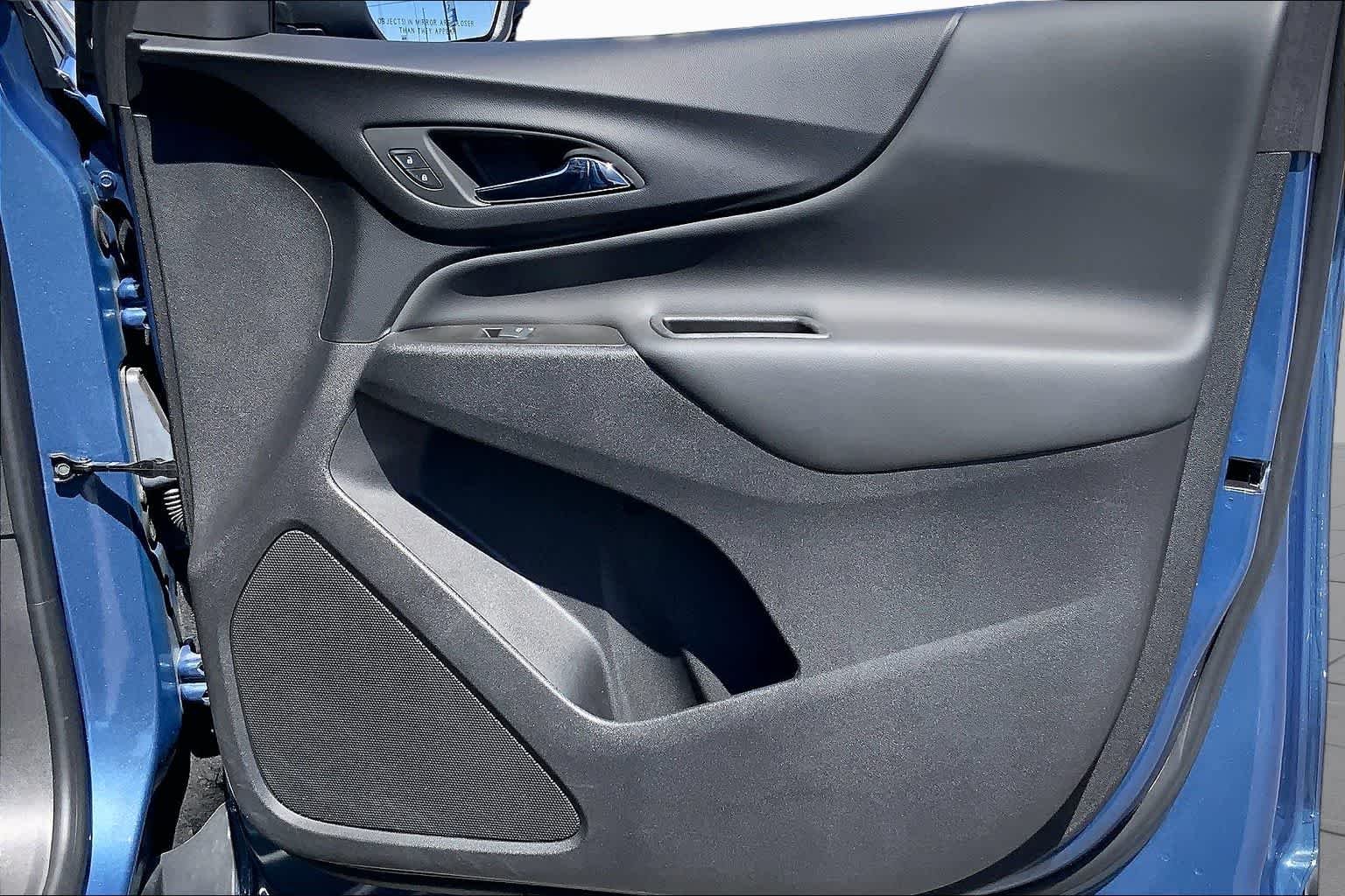 Used 2024 Lakeshore Blue Metallic Chevrolet LT image 22