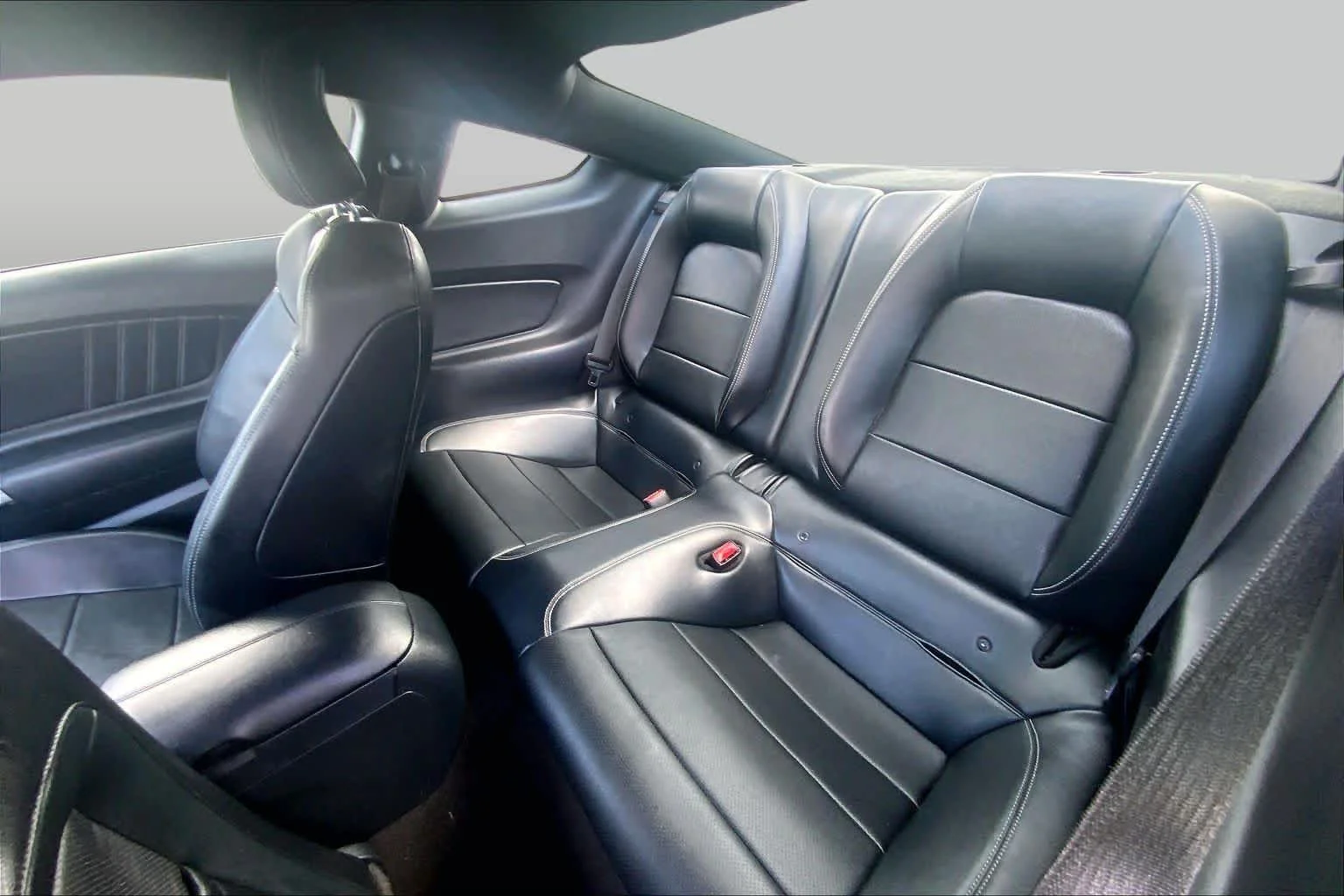 Used 2015 Ingot Silver Ford EcoBoost Premium image 21