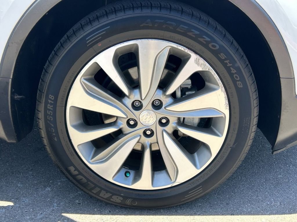 Used 2017 White Buick Preferred II image 9