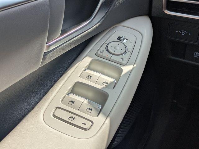 New 2026 White Hyundai SEL Sport image 22