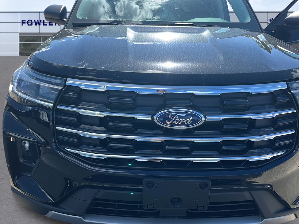 New 2026 Agate Black Metallic Ford Active image 31