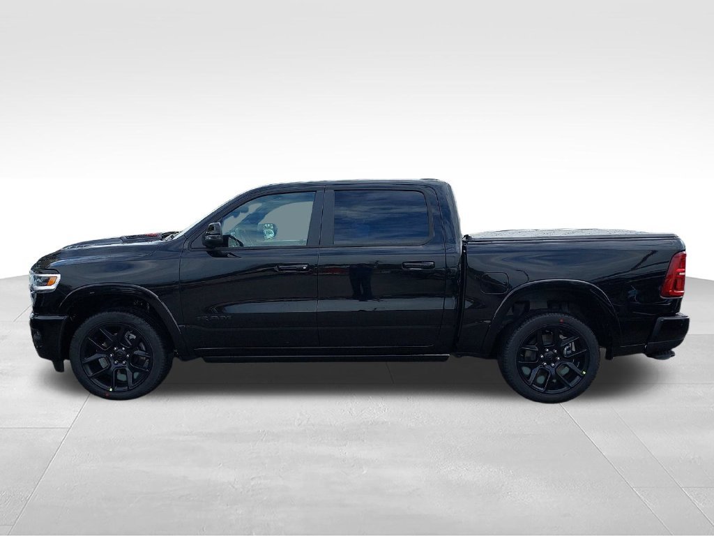 New 2027 Diamond Black Crystal Pearl-Coat Exterior Paint RAM Limited image 2