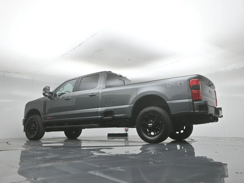 New 2026 Carbonized Gray Metallic Ford XLT image 51