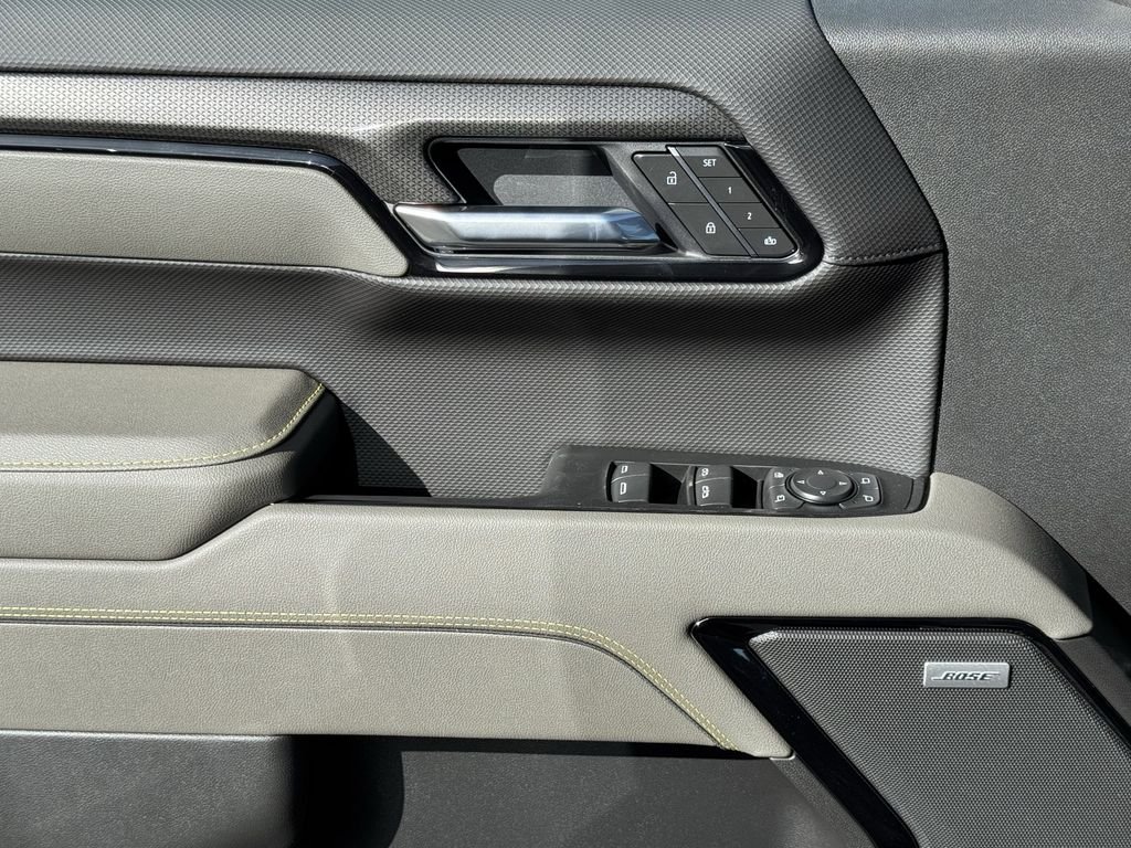 2026 Chevrolet Silverado 1500 ZR2 - Photo 20