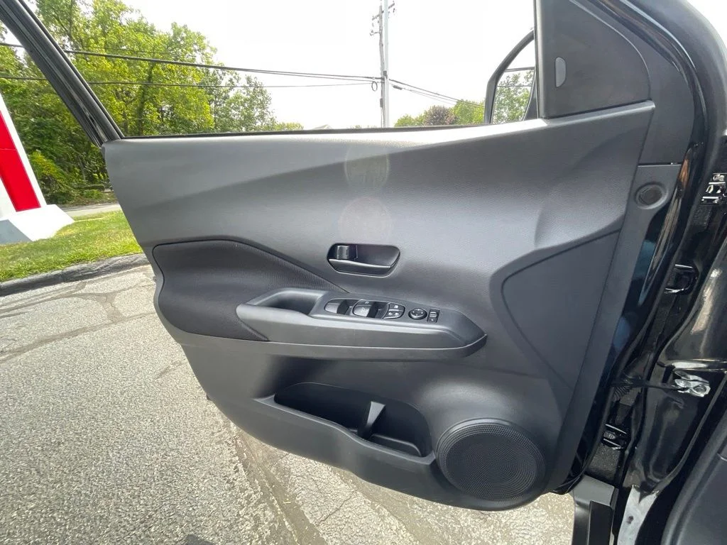 2025 Nissan KICKS PLAY Base - Photo 26