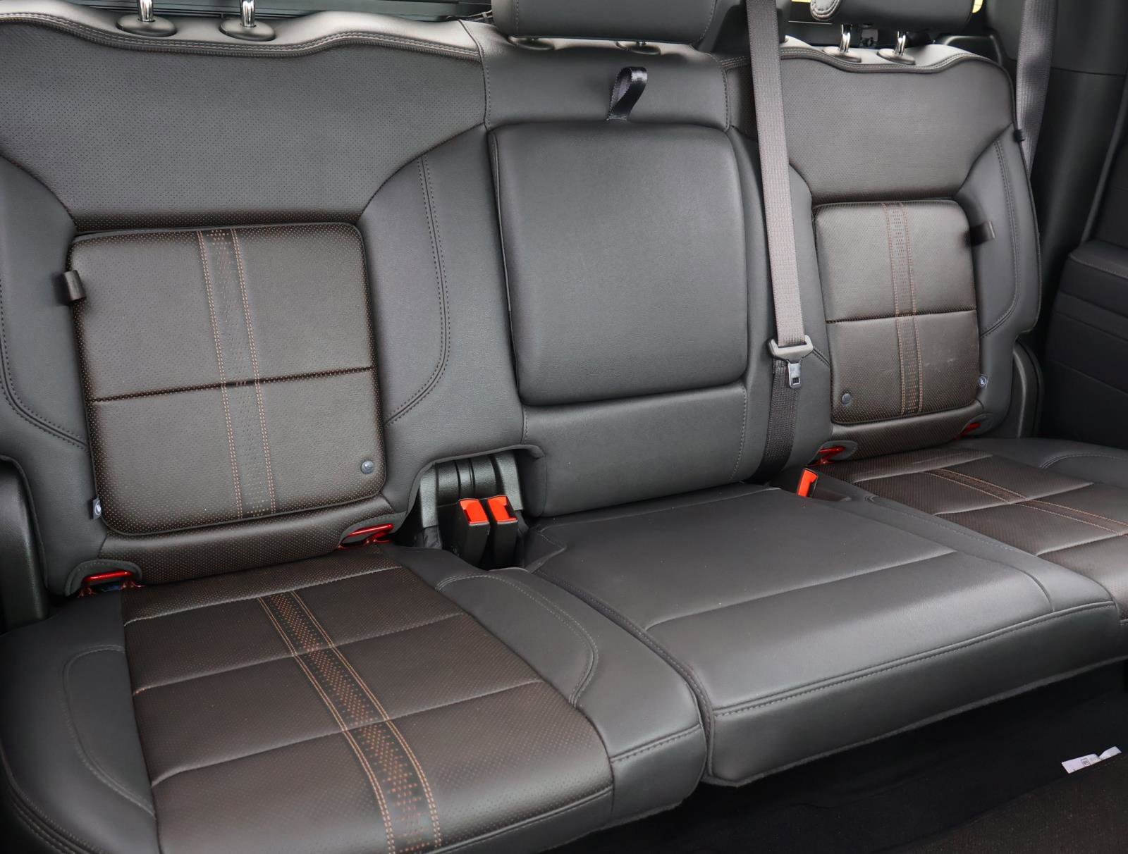 2025 Chevrolet Silverado 2500HD High Country - Photo 23