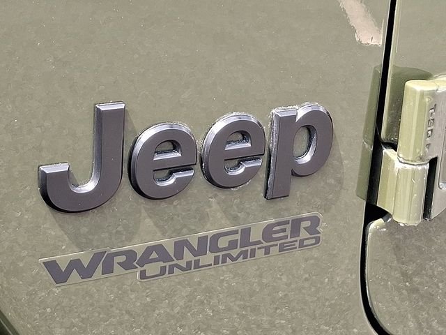 Used 2021 Green Jeep Unlimited Sport Altitude image 35