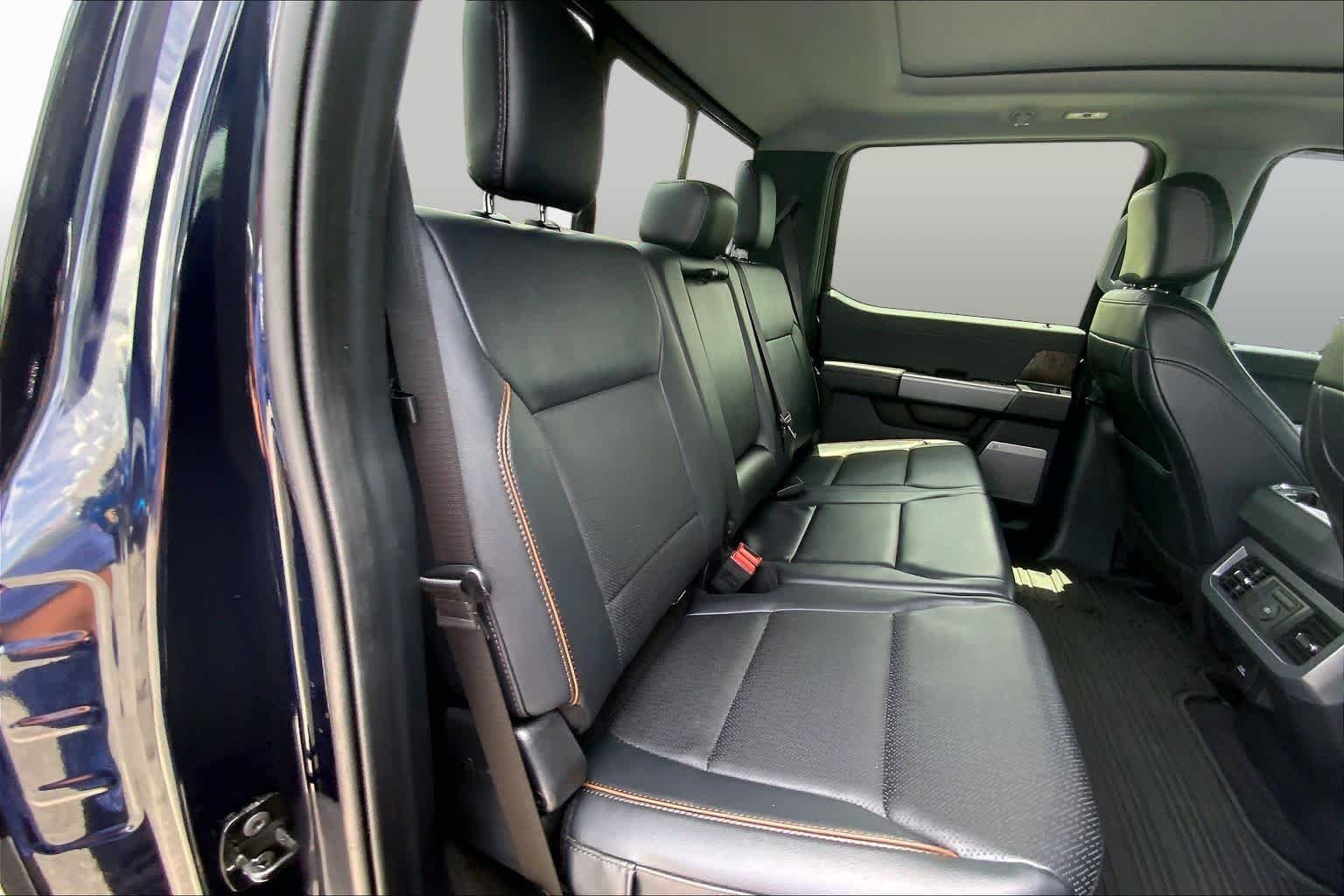 Used 2025 Antimatter Blue Metallic Ford LARIAT image 20