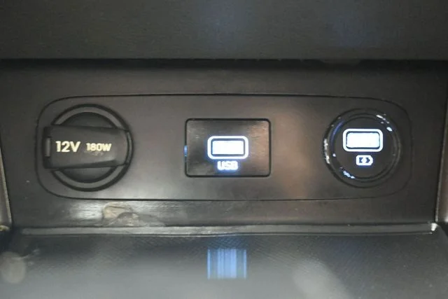 Used 2021 Red Hyundai SE image 16