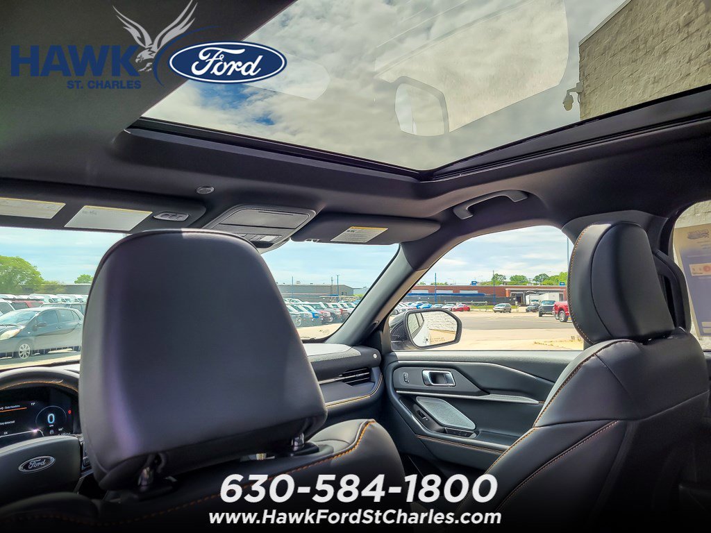 New 2026 Space White Metallic Ford Tremor® image 13