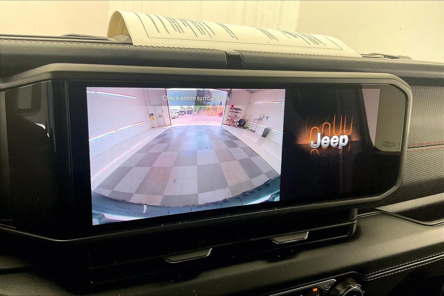 Used 2024 Bright White Clearcoat Jeep Rubicon image 24