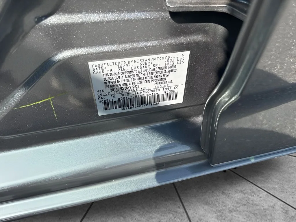 Used 2025 Gray Nissan SV image 22