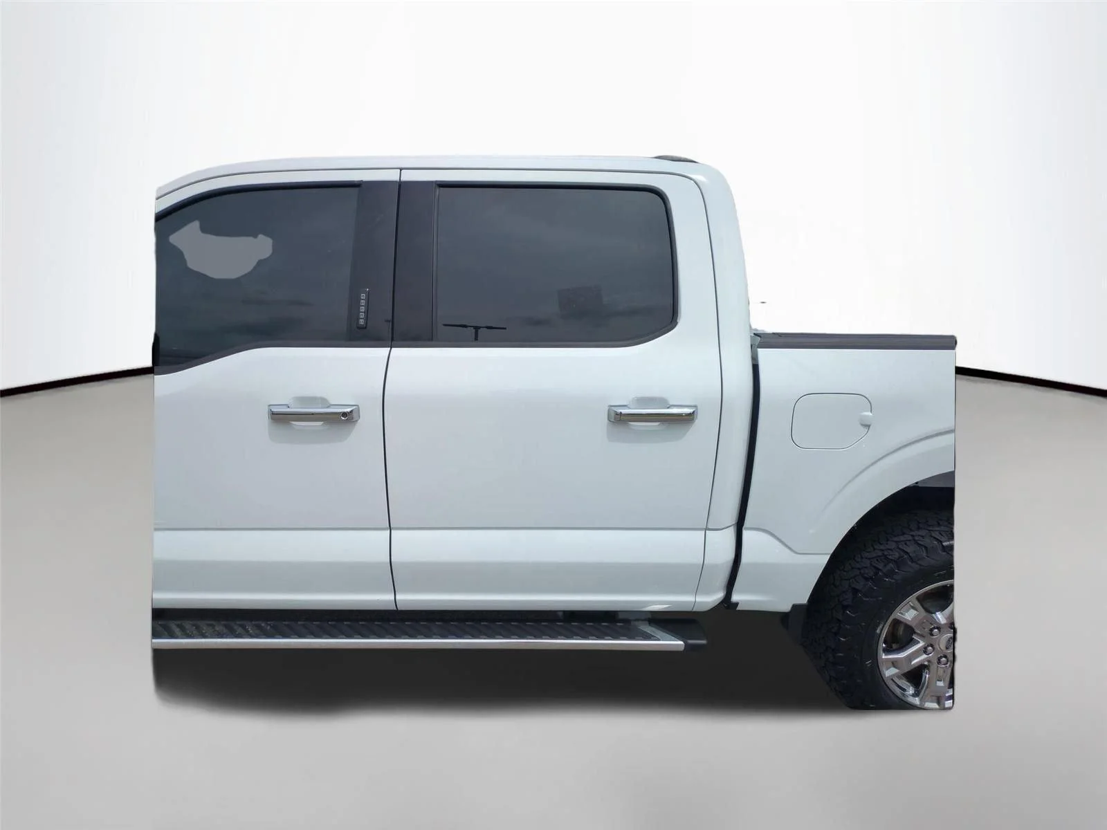 Used 2023 Oxford White Ford XL image 31