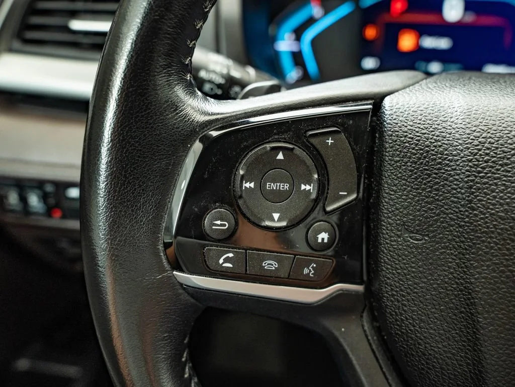 Used 2019 White Honda EX-L image 29