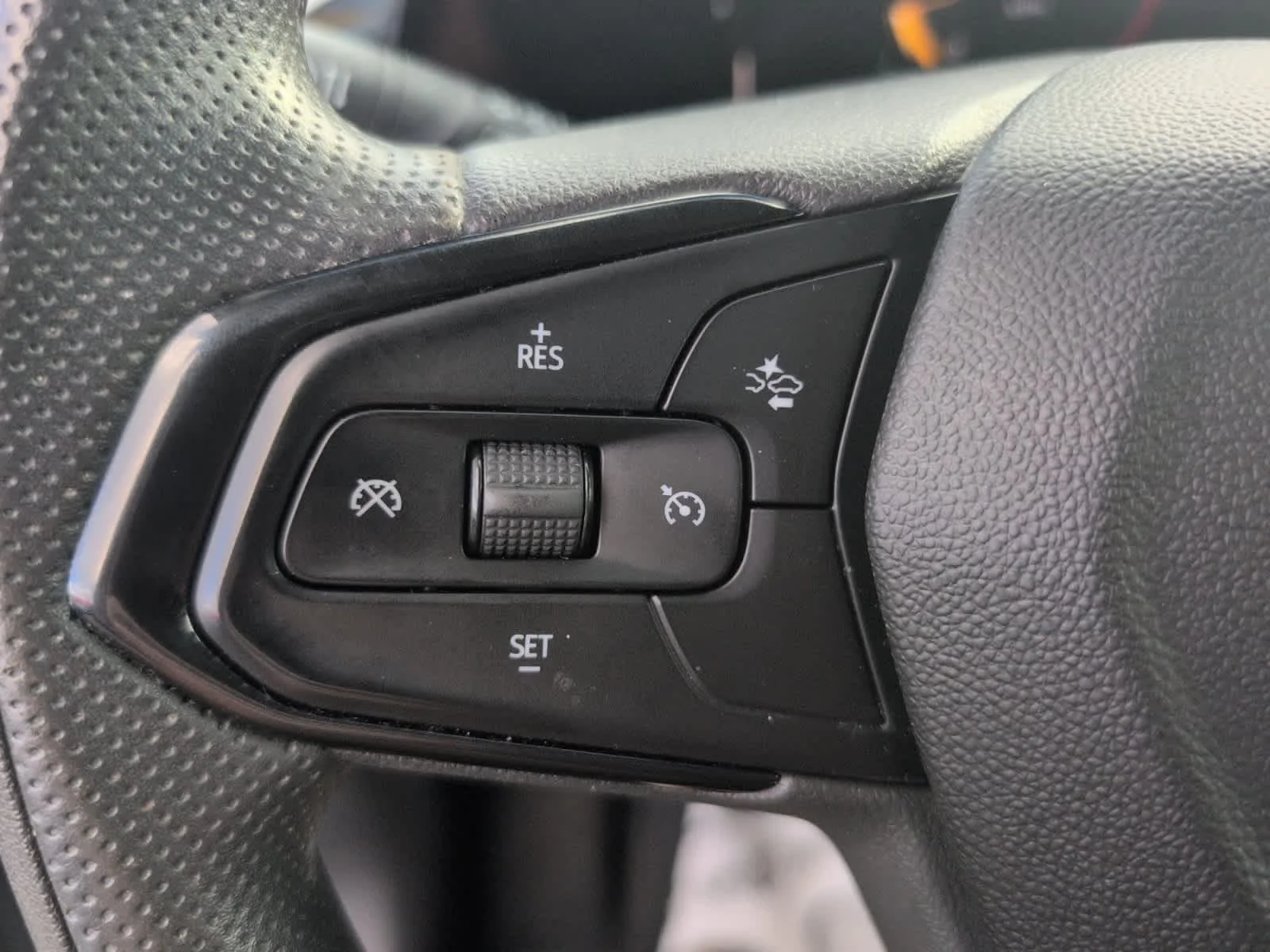 Used 2025 Sterling Gray Metallic Chevrolet LT image 26