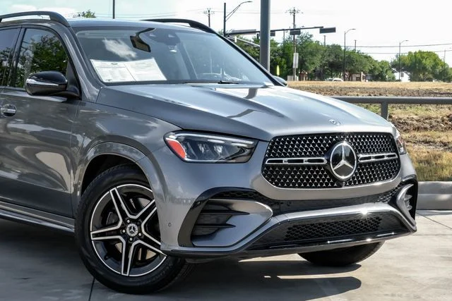 Used 2024 Silver Mercedes-Benz GLE 450 image 9