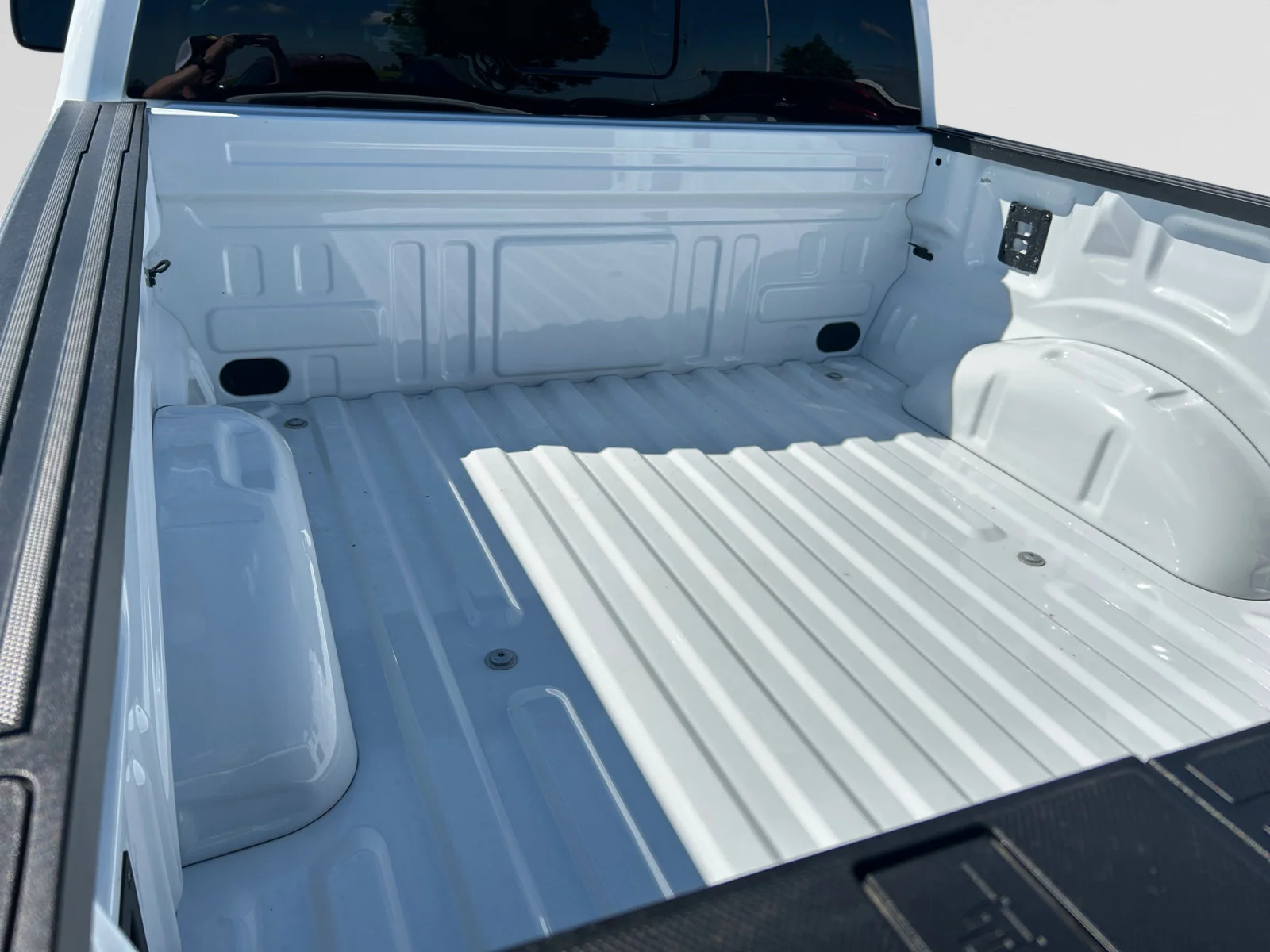 New 2026 Oxford White Ford XLT image 10