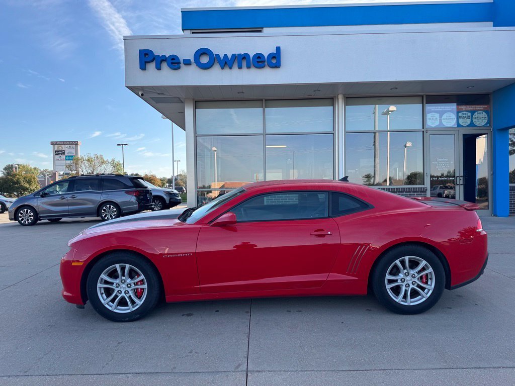 Used 2015 Red Hot Chevrolet 2LS image 8