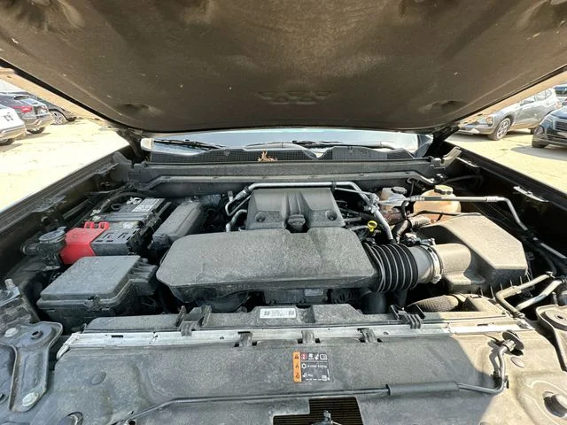 Used 2024 Black GMC AT4 image 32
