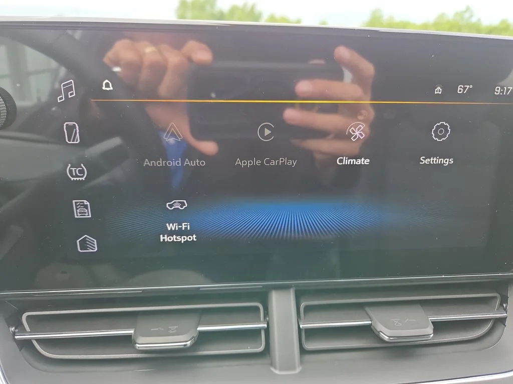 2026 Chevrolet Trax LT - Photo 17