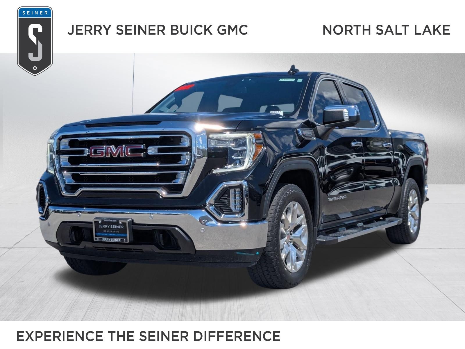 2022 GMC Sierra 4WD Crew Cab Short Box SLT's photo