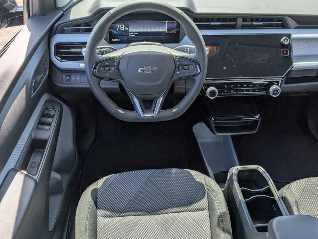 2027 Chevrolet Bolt LT - Photo 7