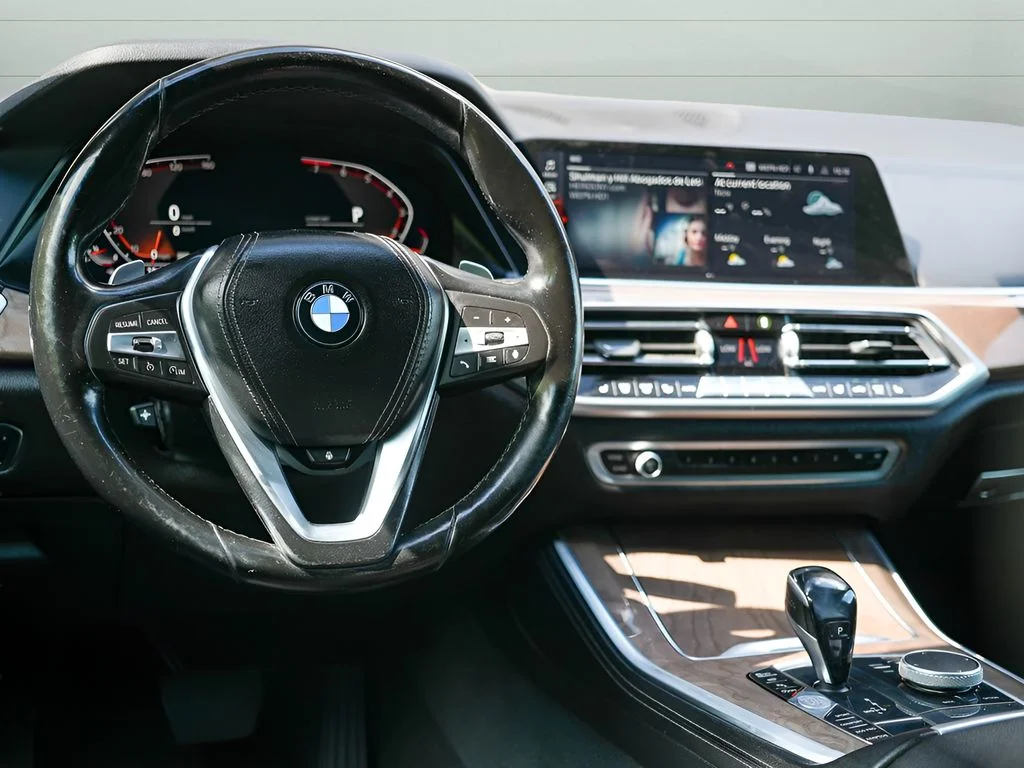 Used 2019 Gray BMW xDrive40i image 20