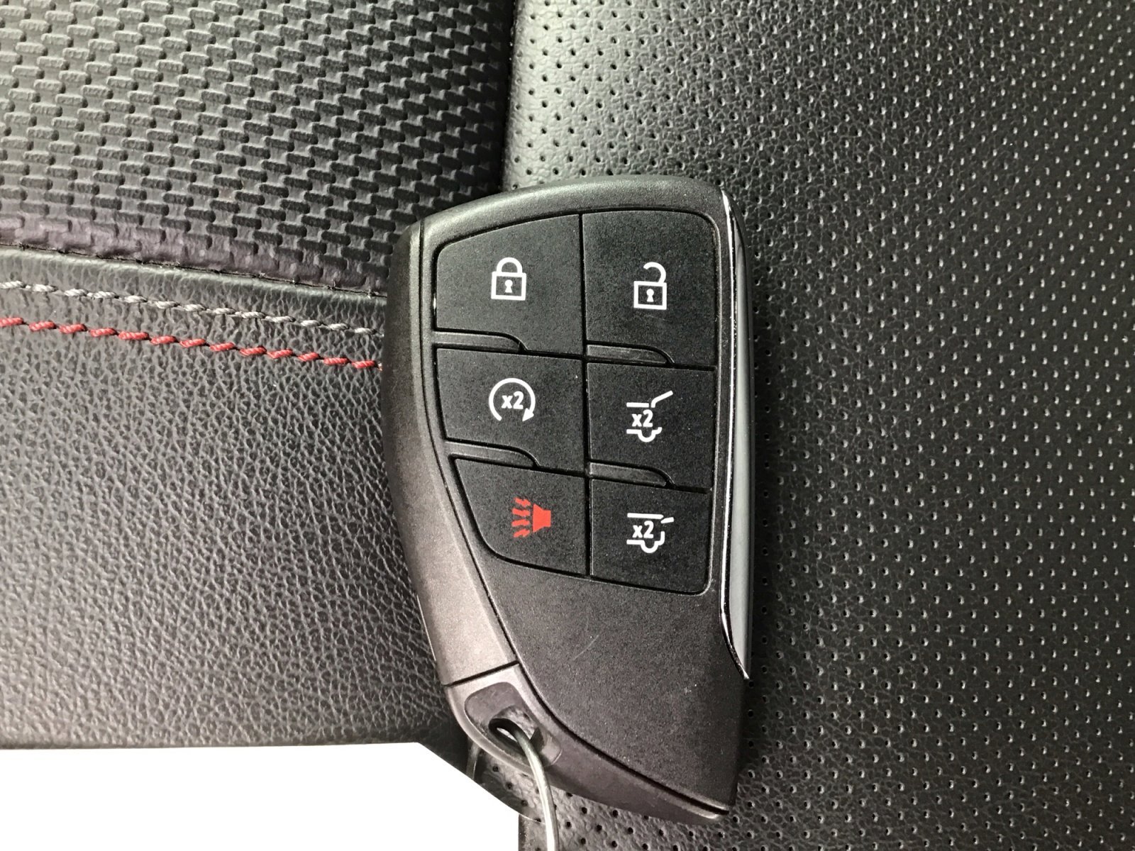 Used 2024 Summit White Chevrolet RST image 32