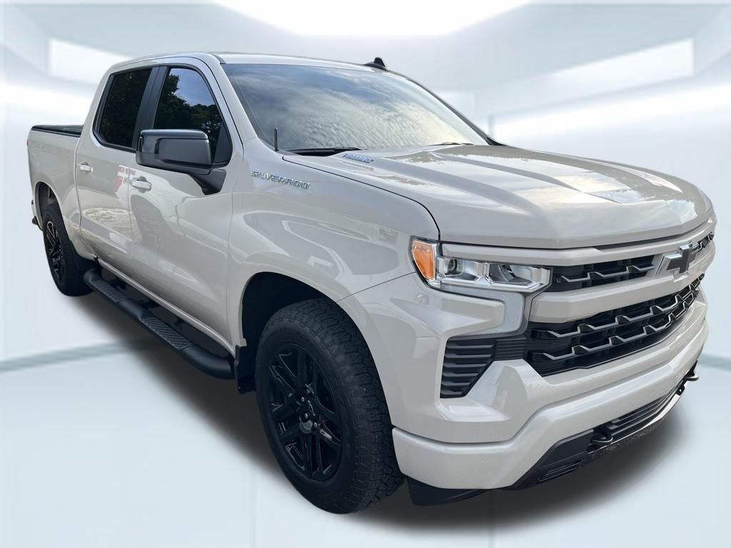 Used 2026 White Chevrolet RST image 2