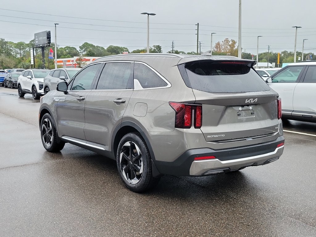 New 2026 Volcanic Sand Kia EX image 4