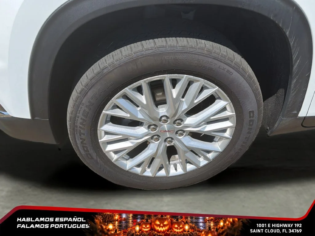 Certified Used 2026 Summit White GMC Elevation image 10