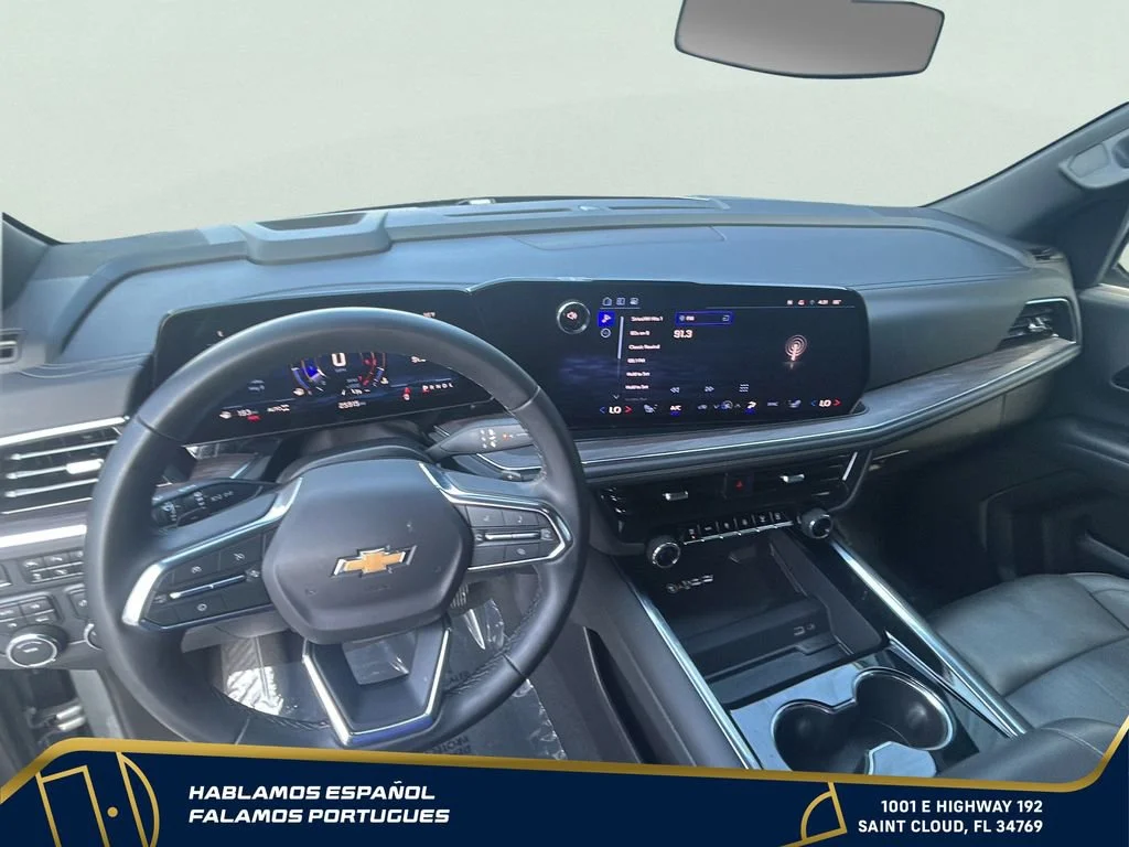 Used 2025 Sterling Gray Metallic Chevrolet LT image 16