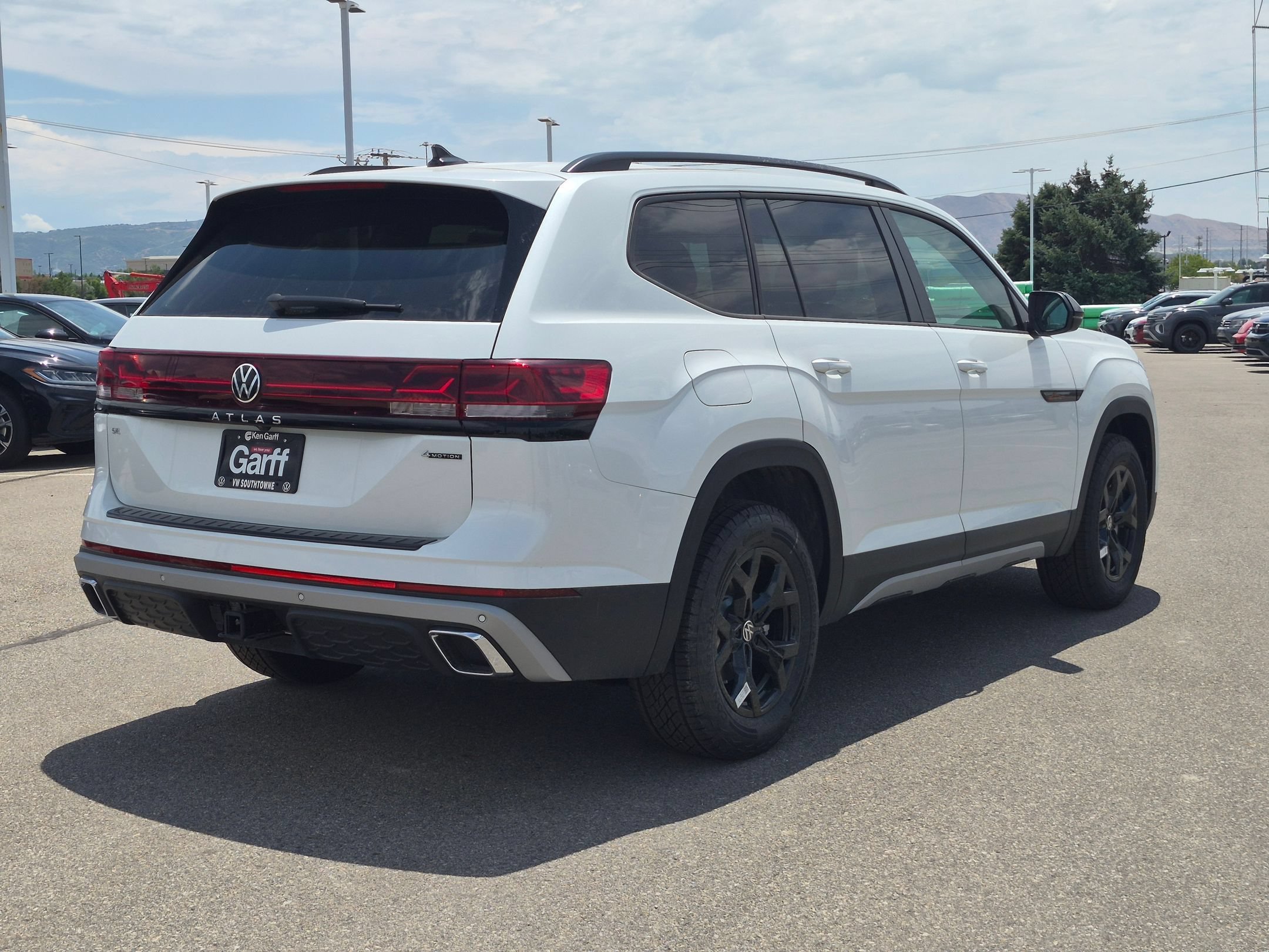 New 2026 Pearl Volkswagen 2.0T Peak Edition image 3