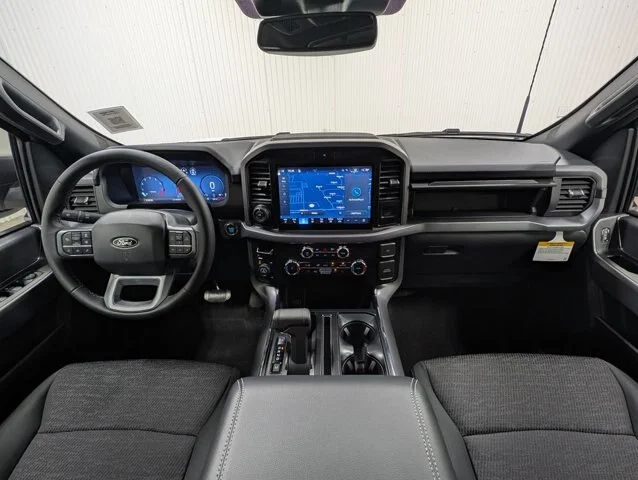 New 2026 Oxford White Ford XLT image 36