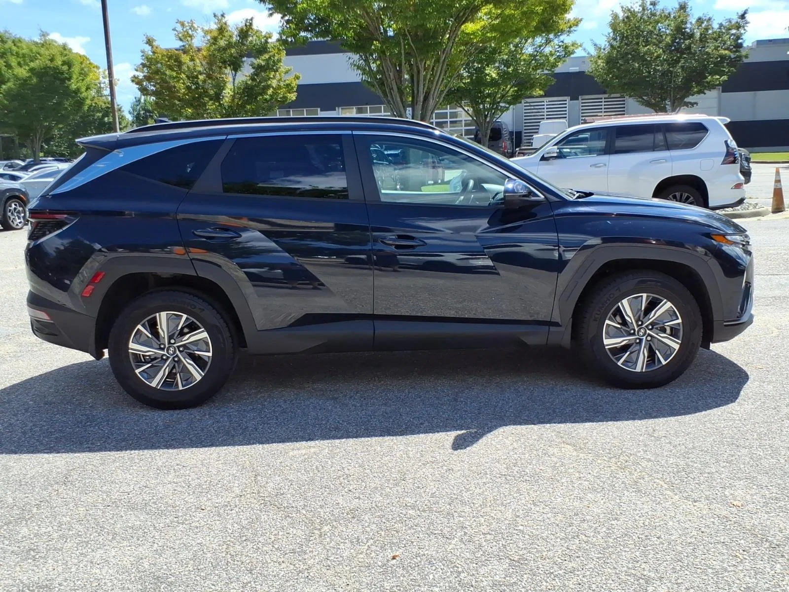 Used 2022 Deep Sea Hyundai Blue image 7